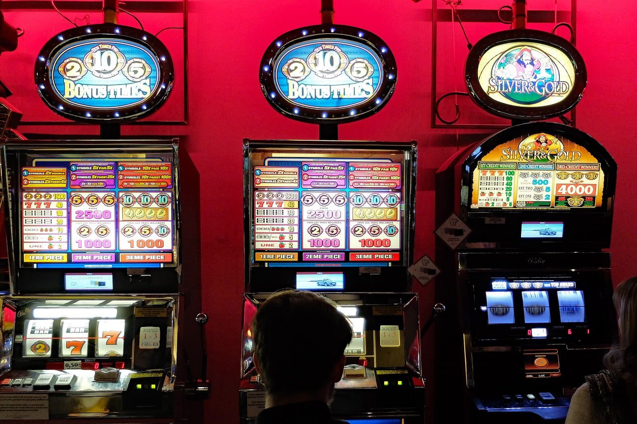 lucky pkr Live tables